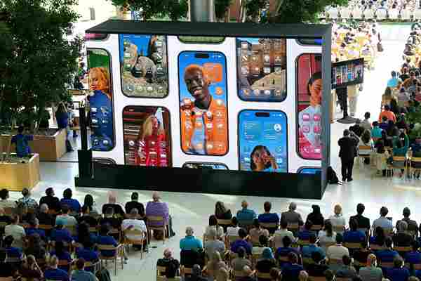 Apple Unveils Liquid Glass & AI Features at WWDC 2025