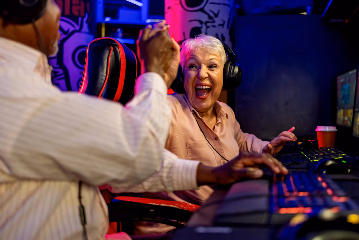???? Grandma's Got Game: Why 50+ Gamers Are the Untapped Powerhouse of the Gaming World